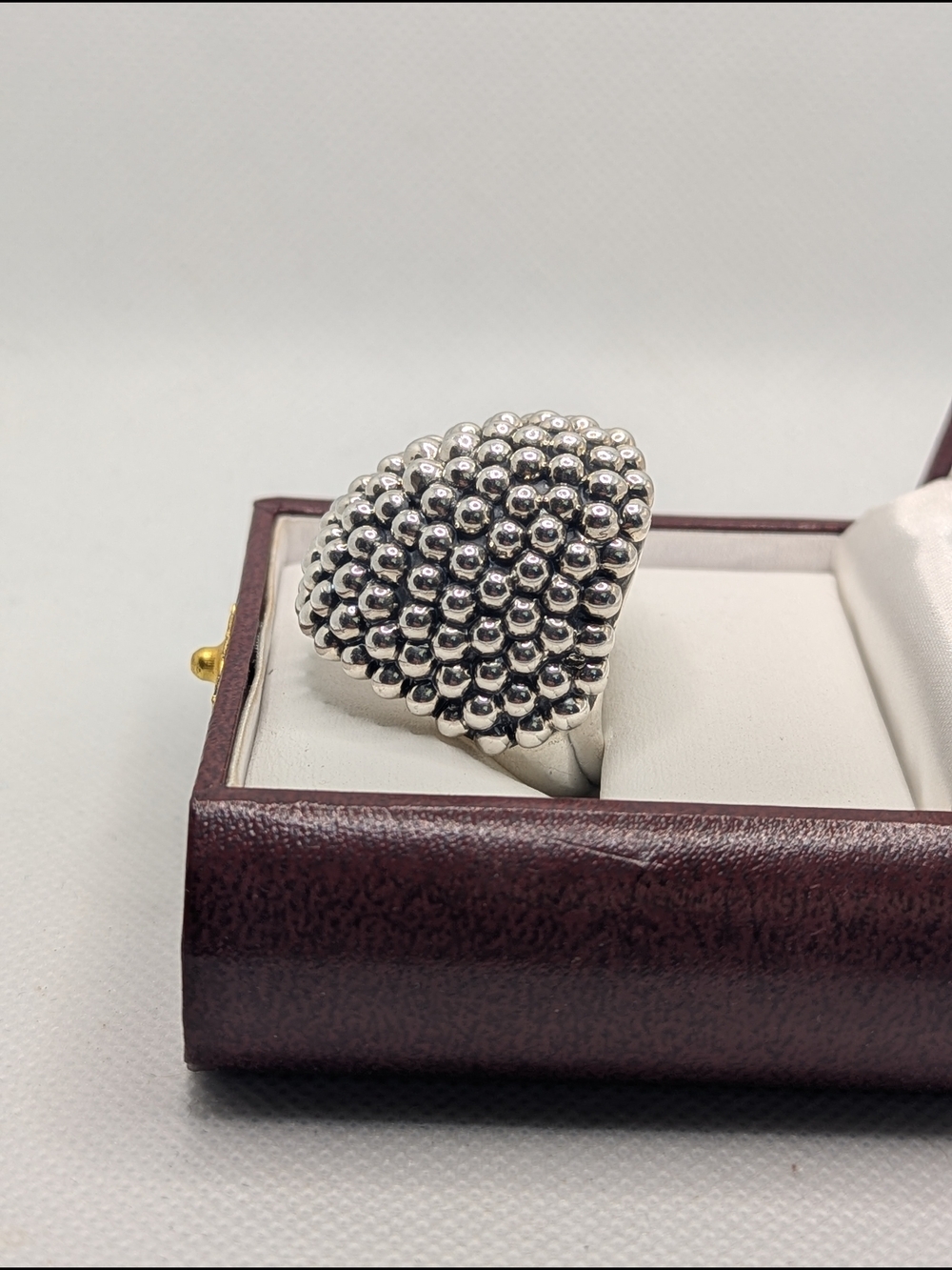 🌟 Striking Vintage Mexican Fine Silver (.999) Beaded Dome Statement Ring 🌟 - Picture 2 of 7